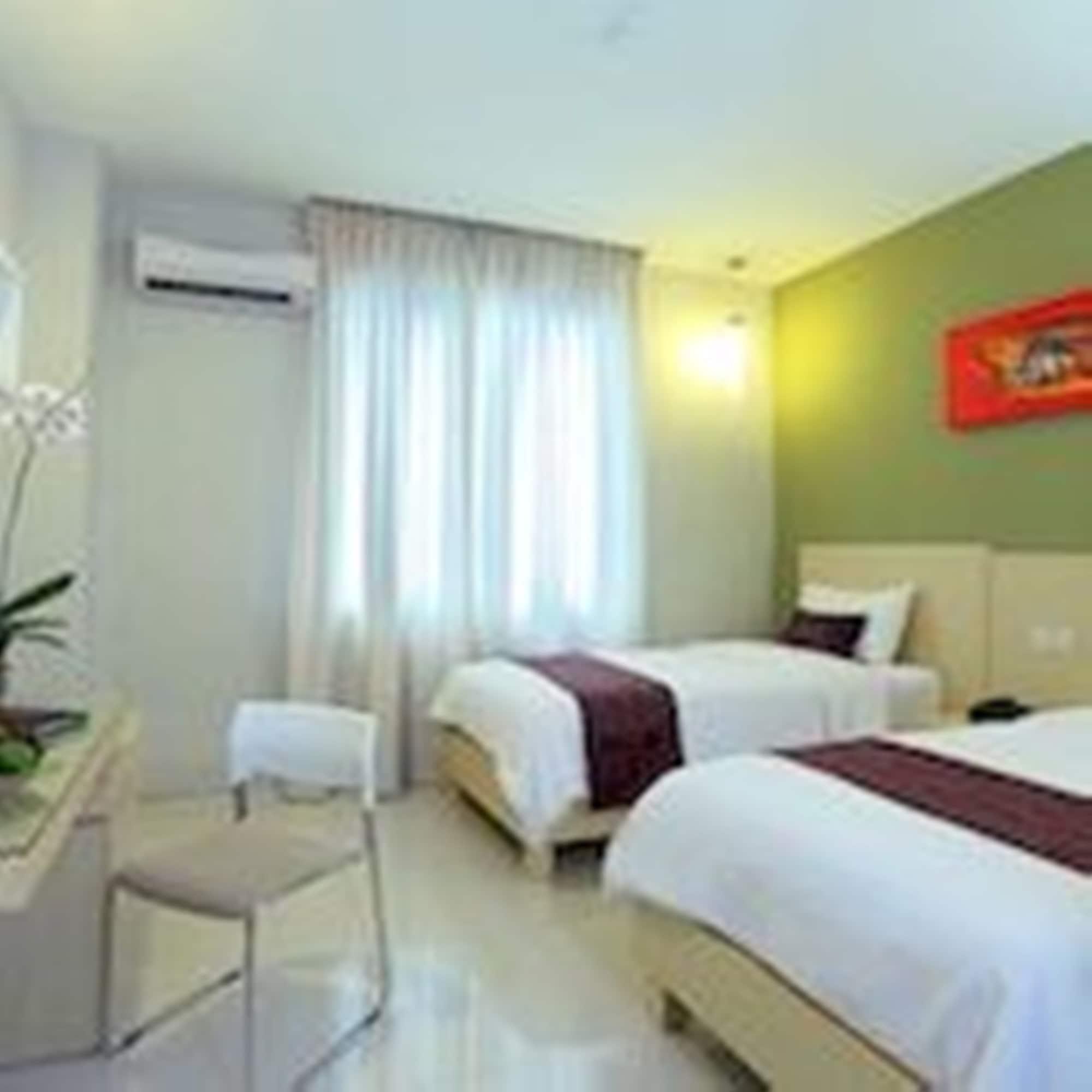 ลอมบอค พลาซ่า โฮเต็ล Hotel มาตารัม ภายนอก รูปภาพ