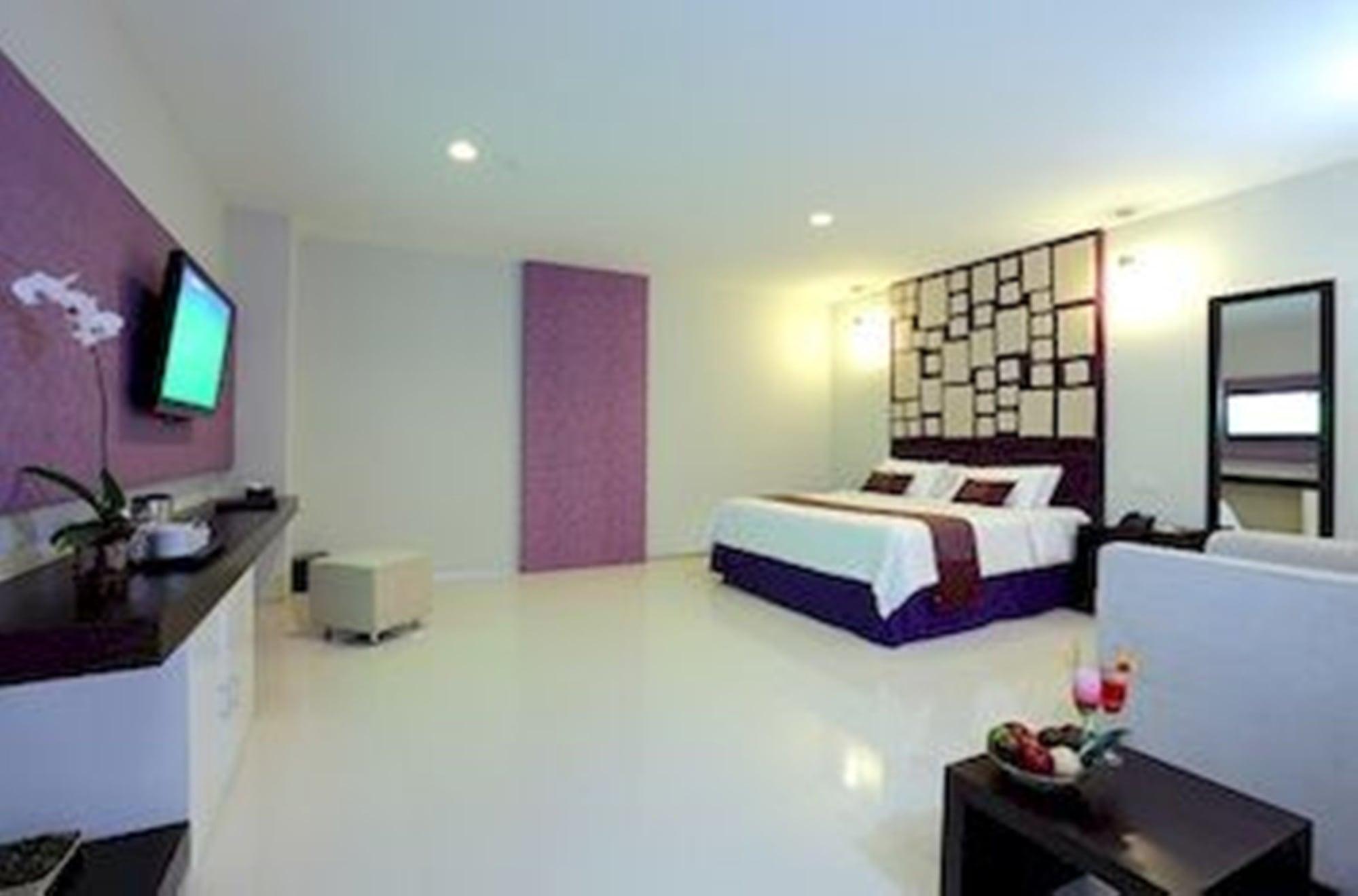 ลอมบอค พลาซ่า โฮเต็ล Hotel มาตารัม ภายนอก รูปภาพ