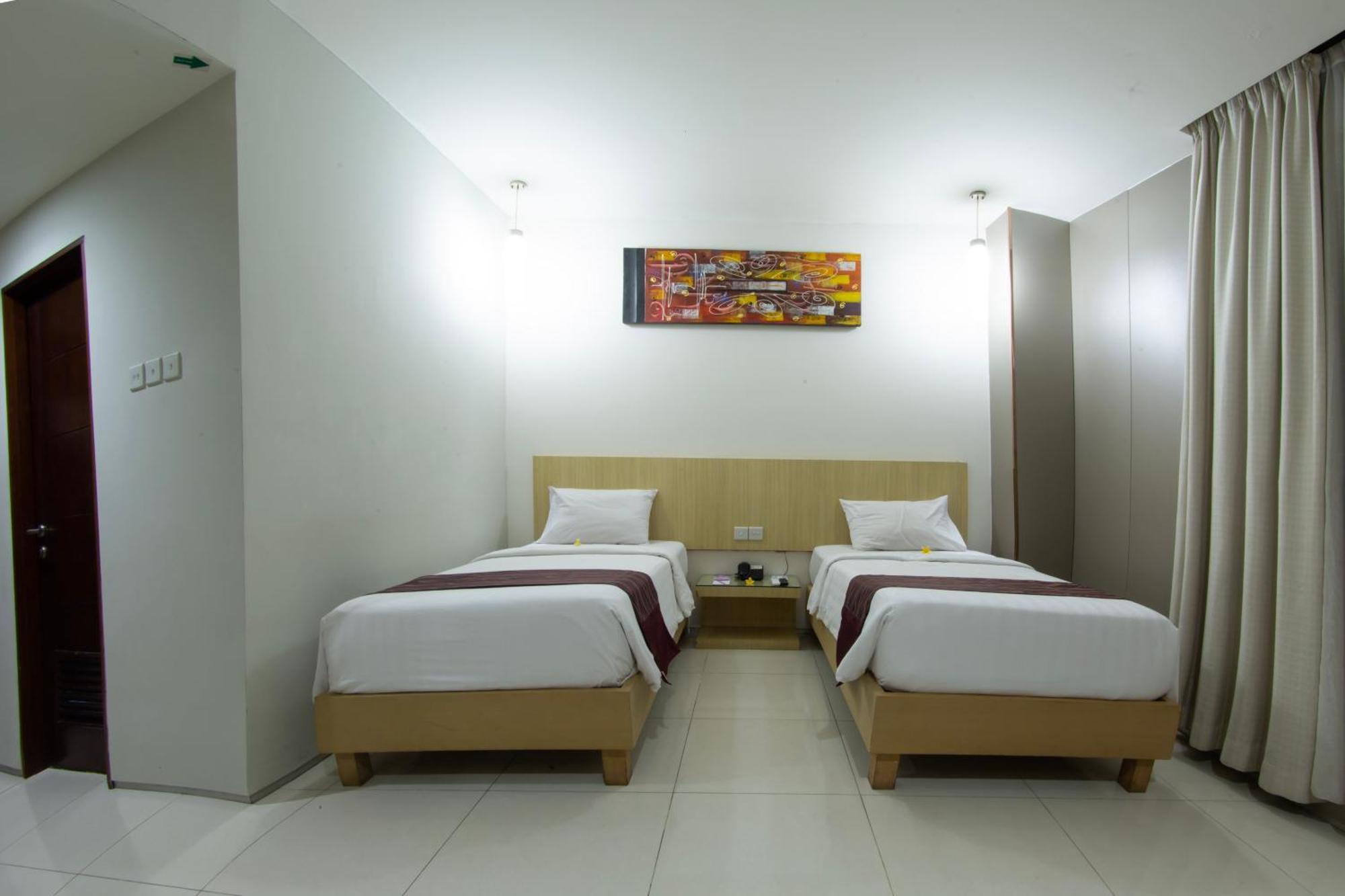 ลอมบอค พลาซ่า โฮเต็ล Hotel มาตารัม ภายนอก รูปภาพ